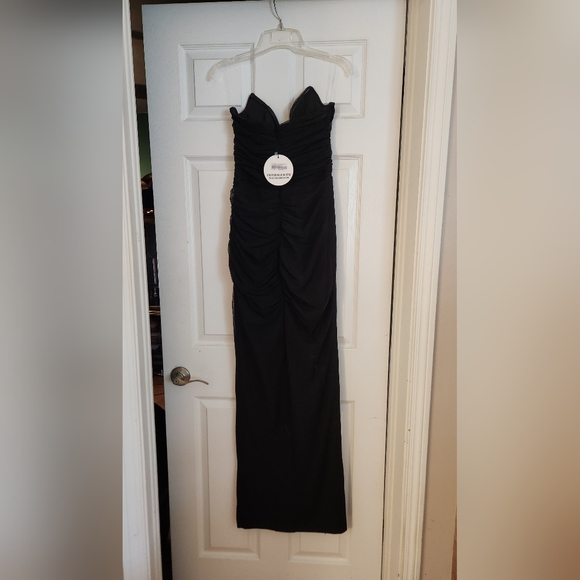 Giovanna Black Maxi Dress - Picture 3 of 3